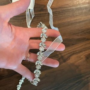 Bridal belt or headpiece. Never worn! I bought thinking I would use and didn’t.